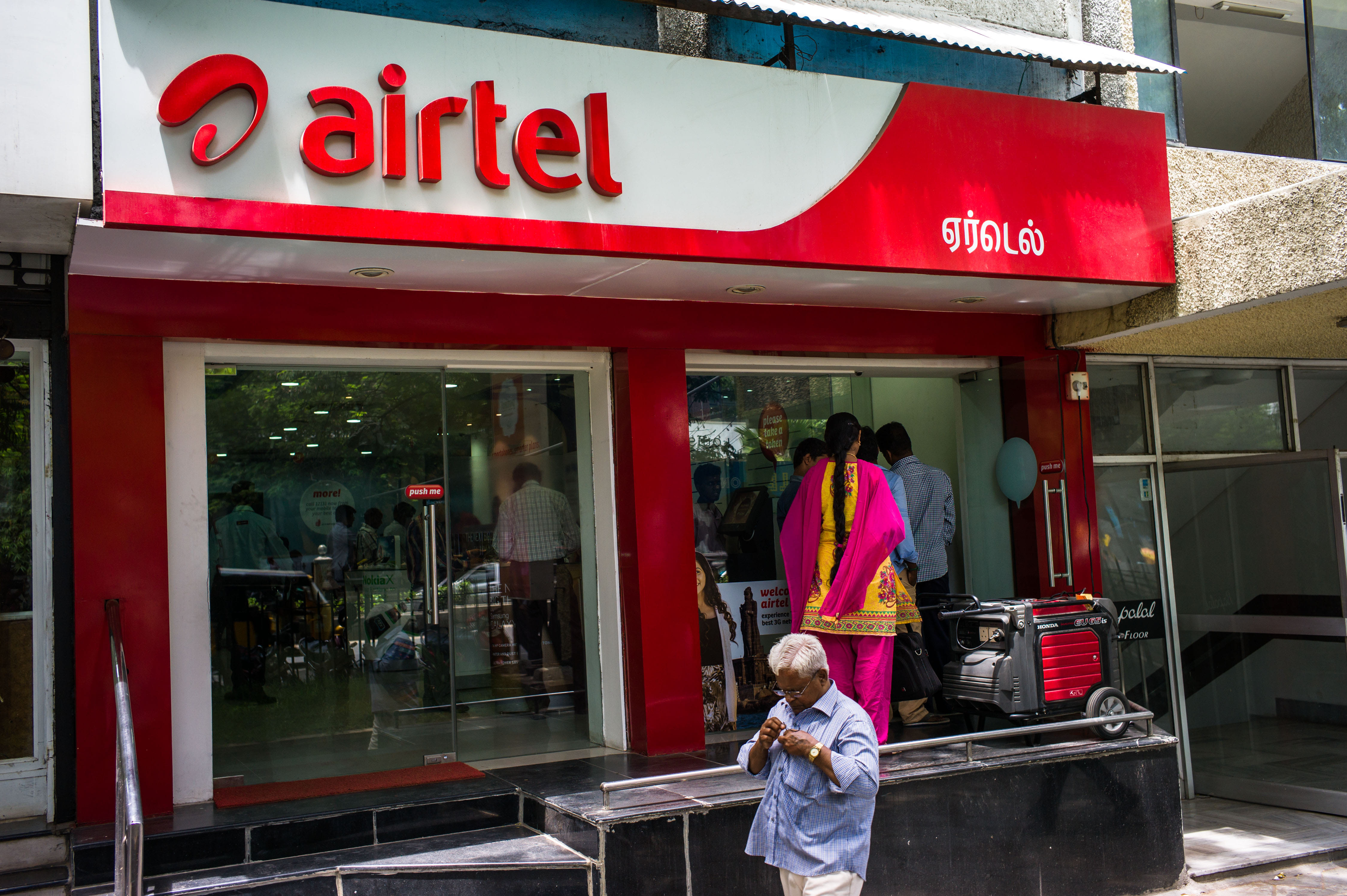 Bharti Airtel Shareholders Approve Waiver In Recovery Of Excess Pay To Sunil Mittal